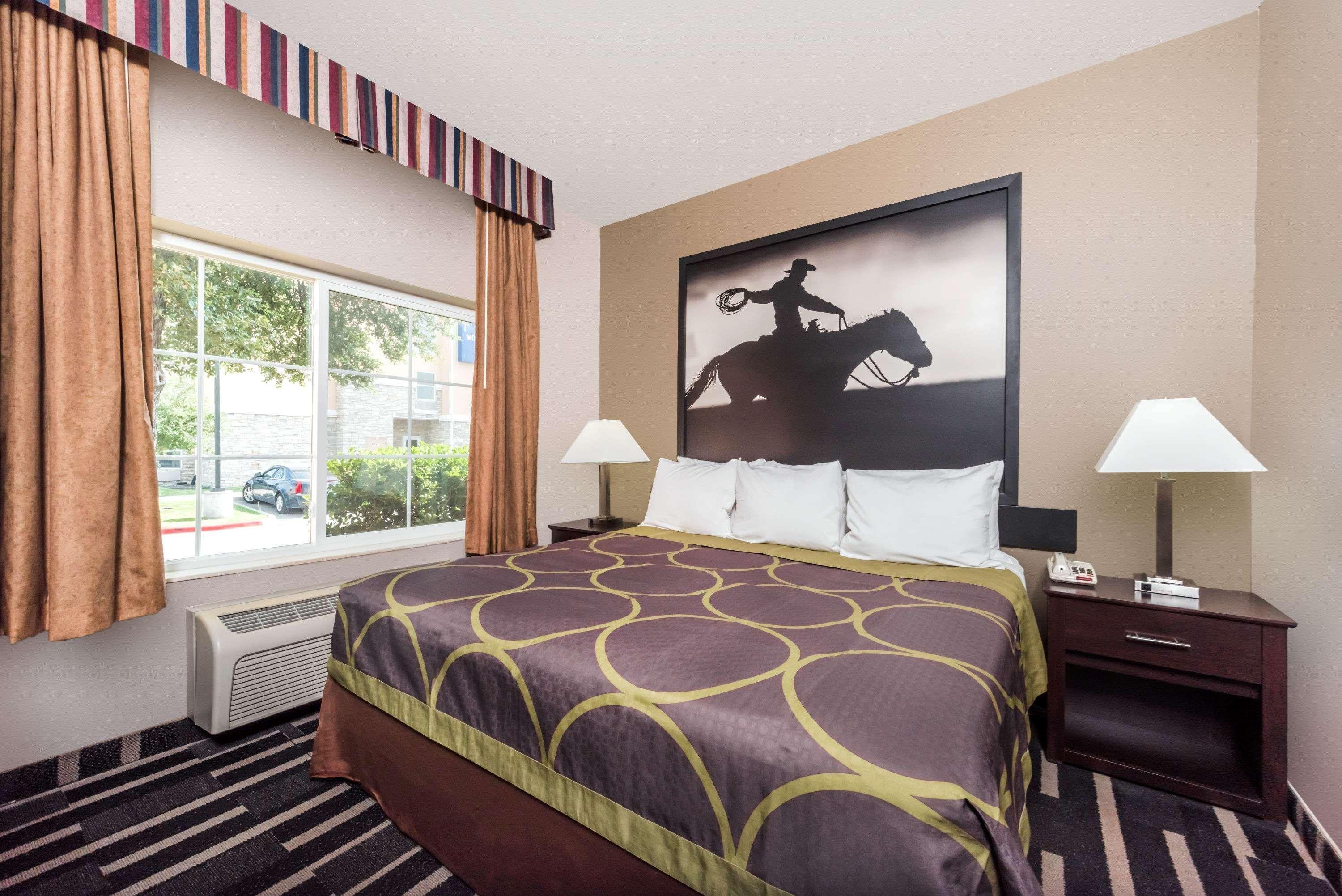 Super 8 By Wyndham Fort Worth North Eksteriør billede